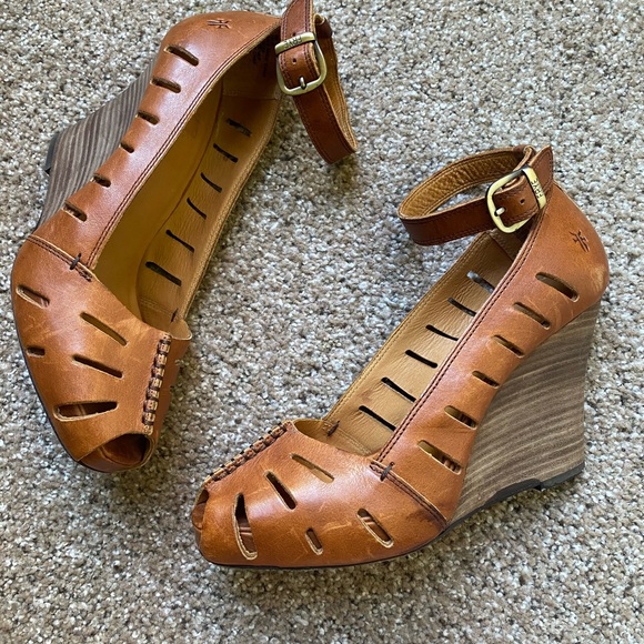 Frye Gwen Ankle Strap Brown Leather Sandals sz 9 - Picture 2 of 16
